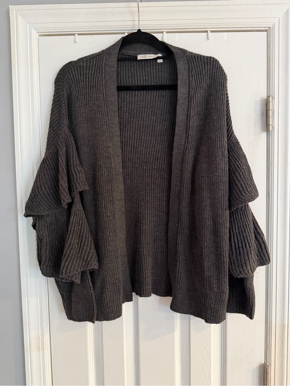 BB Dakota Cardigan M Charcoal Gray Tiered Ruffle Bell Sleeve Open Front Sweater